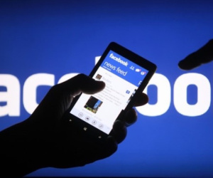 Khởi tố Facebooker livestream nói xấu chính quyền