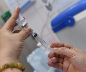 955 người đã được tiêm vaccine AstraZeneca