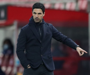 Hàng thủ Arsenal liên tục sai lầm, HLV Arteta tuyên bố không đổi cách chơi