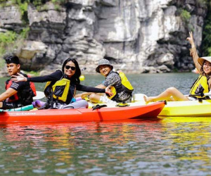 Chỉ 2 triệu bay hạng sang ở 5 sao, dân 'cuồng chân' tự lập hội đi chơi