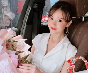 Midu khoe sương sương số tài khoản đẹp như mơ khiến dàn sao Vbiz trầm trồ không ngớt