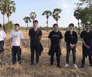 Campuchia bắt giữ 6 người Trung Quốc 'đi lang thang' trong lúc dịch Covid-19 bùng phát mạnh