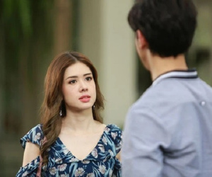 Mở tiệc tân gia, chồng không mời bố mẹ vợ vì khinh nghèo 'chẳng giúp được gì', song giỏ quà đến muộn lại khiến gã méo mặt