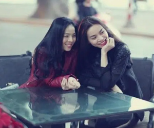 Nghi vấn Lệ Quyên 'đá xéo' Hồ Ngọc Hà, chê bạn cũ rỗng tuếch vì phát ngôn gây tranh cãi về phim của Trấn Thành