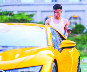Thú chơi 'xế hộp' của cầu thủ Việt
