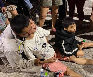 Bé trai 7 tuổi đuối nước khi đi tắm biển cùng anh trai, mẹ đang mang thai khóc ngất khi nhận thi thể con