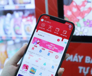 Mobile Money - thế khó khi 'sinh sau đẻ muộn'