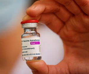 Đức, Pháp, Italy ngừng tiêm vaccine AstraZeneca