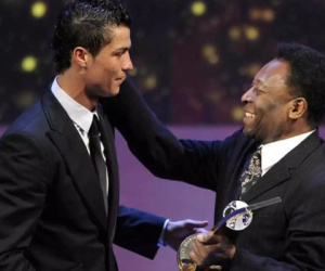 Pele thừa nhận kỷ lục của Ronaldo, chúc mừng ngay trên trang cá nhân CR7