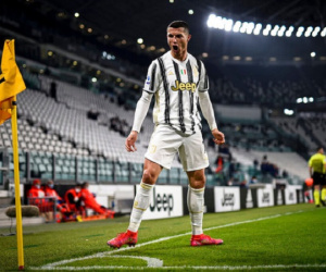 Ronaldo rửa nhục Champions League bằng màn 'trút giận' lên đối thủ tội nghiệp: Ghi 3 bàn theo 3 kiểu khác nhau trong 32 phút tại giải VĐQG Ý