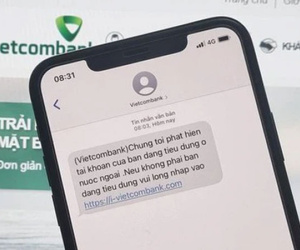 Cảnh báo: Hàng loạt đầu số giả danh các ngân hàng lớn như Vietcombank, ACB, Sacombank... liên tục gửi tin nhắn lừa đảo