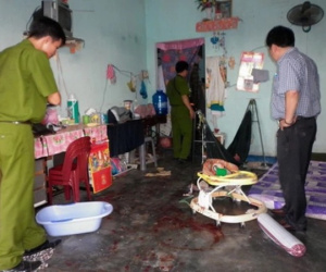 Đi làm về, chồng bàng hoàng phát hiện vợ tử vong trong nhà, nghi bị sát hại