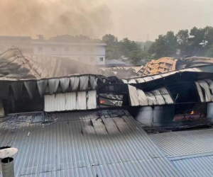 Hé lộ tin nhắn về 'đòn thù' khủng khiếp: Một dân thường Myanmar bị giết là một nhà máy Trung Quốc ra tro