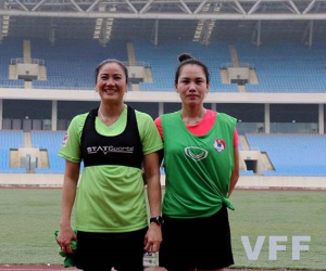 Hai nữ trọng tài vượt qua bài kiểm tra thể lực, hạng Nhất 2021 chào đón 'kỷ nguyên mới'