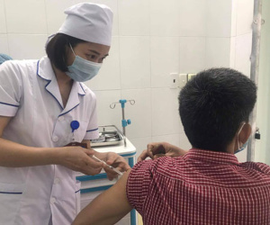 Gần 16.000 người đã tiêm vắc-xin phòng Covid-19