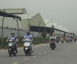 Diễn biến mới vụ trăm công nhân bỏ chạy khi có đoàn kiểm tra COVID-19