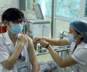 Hơn 24.000 người đã tiêm vaccine AstraZeneca, riêng Hải Dương chiếm một nửa