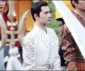 Dương Dương lộ tạo hình mới trong Thả Thí Thiên Hạ, netizen 'shock visual' vẫn không quên cà khịa Triệu Lộ Tư
