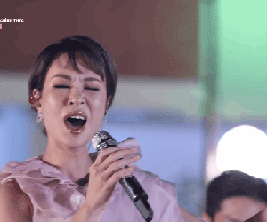 Uyên Linh cover hit của Lady Gaga làm Hòa Minzy bị 'khớp' tinh thần, netizen khẳng định hát tiếng Anh hay nhất Vpop