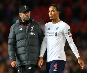 HLV Juergen Klopp bức xúc khi hay tin Van Dijk muốn dự EURO 2020