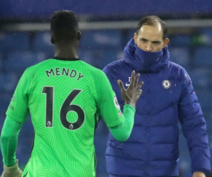 Thủ môn Chelsea trốn lên tuyển bằng cách đi khám răng