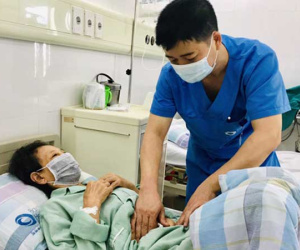 Dấu hiệu phổ biến giúp người phụ nữ phát hiện sớm ung thư trực tràng