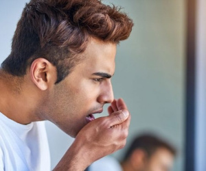 Miệng bốc mùi kéo dài gần nửa năm, người đàn ông đến bệnh viện khám mới biết bị ung thư giai đoạn 2
