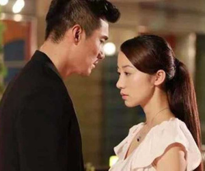 Bị chồng nhốt ngoài cửa lúc đêm khuya vì để con khóc, vợ giật thót nghe 1 tiếng gọi nghẹn ngào, sau đó cô lập tức đưa ra quyết định bước ngoặt