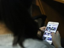 Cô giáo bị người dân 'tố' trộm điện thoại iPhone Promax hơn 35 triệu đồng