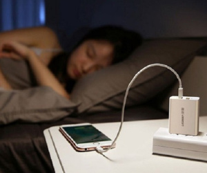 Apple chính thức lên tiếng trả lời câu hỏi: 'Có nên sạc pin iPhone qua đêm hay không?'
