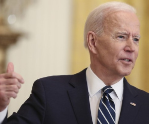 Biden lần đầu họp báo, dọa đáp trả Triều Tiên