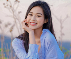 Từng bị chê tơi tả vì kém sắc, hoa hậu Đỗ Thị Hà lấy lại phong độ: Đơn giản mà lại xinh ngút ngàn!