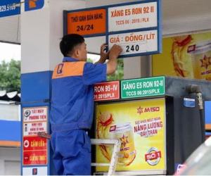 15h chiều nay, giá xăng tiếp tục tăng