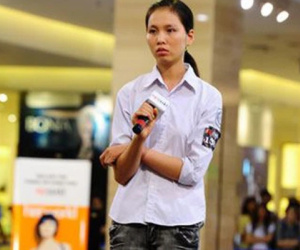 Nữ sinh mặc đồng phục, đi dép lê thi Vietnam's Next Top Model năm nào nay đã từ bỏ giấc mơ và đi lấy chồng