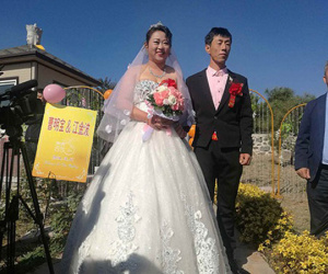 Gần 40 tuổi mới lấy được vợ, người đàn ông còn chưa tận hưởng hạnh phúc được mấy ngày đã bàng hoàng phát hiện vợ bị tâm thần