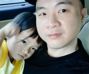 Bị soi mói, NTK Đỗ Mạnh Cường than thở: 'Đi làm kiếm tiền để nuôi con, mỗi tháng hết vài trăm triệu có kêu ca gì đâu'