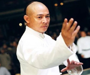 Lý Liên Kiệt được hỏi: 'Có thể đánh thắng Lý Tiểu Long hay không?', câu trả lời thể hiện ngay EQ của một người từng trải