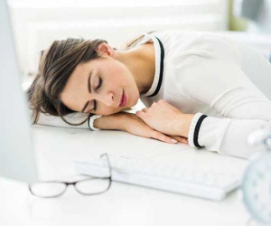 Thói quen ngủ trưa của người Việt được tiến sĩ Úc khen hết lời, kêu gọi làm theo
