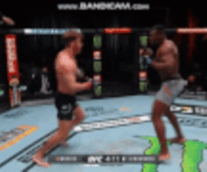'Quái thú' UFC tung đấm trời giáng, tiễn đối thủ vào cơn mê