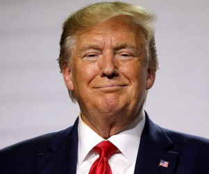 Bị 'cấm cửa' trên mạng xã hội, ông Trump ra mắt trang mạng mới