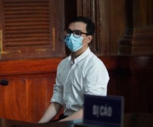 Tuyên án nam tiếp viên hàng không làm lây dịch COVID