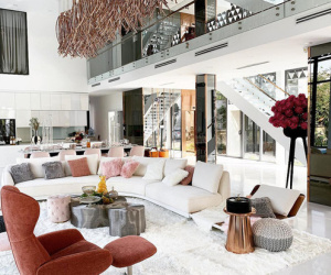 Cận cảnh biệt thự nơi Ngọc Trinh bị mất trộm: Giá 50 tỷ, rộng 800m2, độ giàu có bậc nhất nhì showbiz