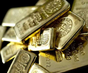 Giá vàng tuột dốc không phanh, USD tự do trượt mạnh