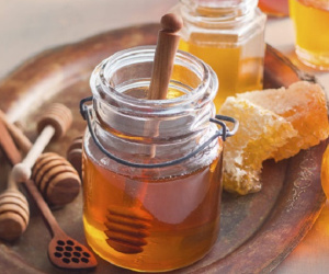 Mật ong là thuốc quý nhưng lại tuyệt đối không nên dùng cho những trường hợp này kẻo sinh chất cực độc, gây hại cơ thể