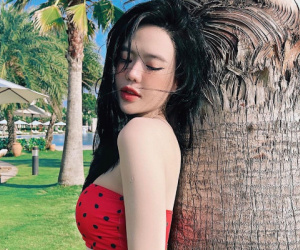 Sau loạt gái xinh, chị đẹp, đến lượt con dâu ông trùm điện tử Sài Gòn bước vào 'đường đua' bikini