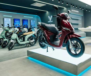 Bên trong loạt showroom xe máy điện VinFast kết hợp trung tâm trải nghiệm Vin3S 'xịn xò'