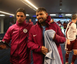 HLV Arteta đích thân mời gọi Aguero gia nhập Arsenal