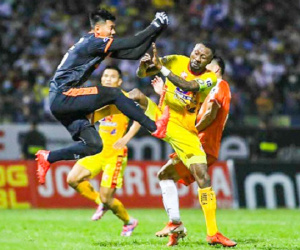 Hoàng Vũ Samson dọa kiện ngược CLB Thanh Hóa sau phát ngôn của bầu Đoan