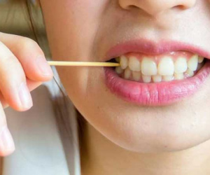 Bạn đang tự phá hỏng răng của mình bằng 11 thói quen hằng ngày này