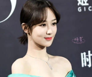 Dương Tử cặp kè Thành Nghị ở 'Trầm vụn hương phai', netizen phản ứng gắt, lôi cả ảnh mập lùn ra chê cười